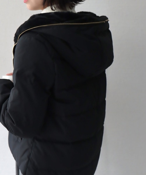 libelle more（リベル モア）の「フードフェイクファーダウンジャケット（ダウンジャケット/コート・レディース・モカ/ネイビー/アイボリー/ブラック/グレー・M/L）」の18枚目の写真