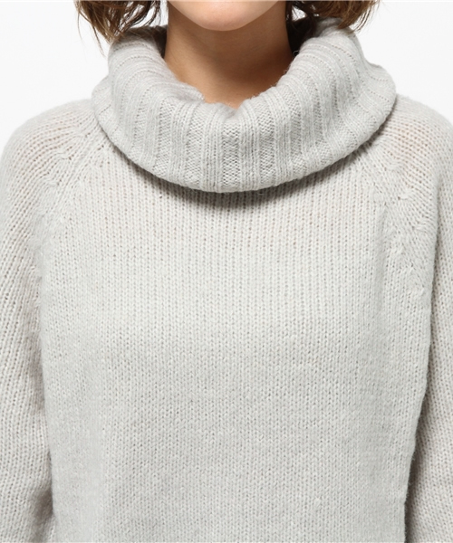 Kastane（カスタネ）の「オフタートルプルオーバー（ニット/セーター・レディース・サーモンピンク/グレー・FREE）」の6枚目の写真