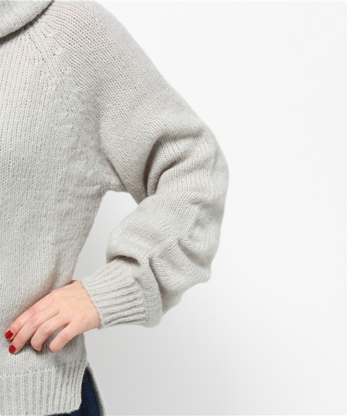 Kastane（カスタネ）の「オフタートルプルオーバー（ニット/セーター・レディース・サーモンピンク/グレー・FREE）」の7枚目の写真