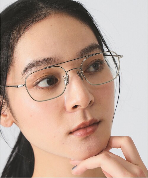 Ray BEAMS（レイビームス）の「A.D.S.R. / メガネ "CEDRIC"（サングラス・レディース・シルバー・ONE SIZE）」の2枚目の写真