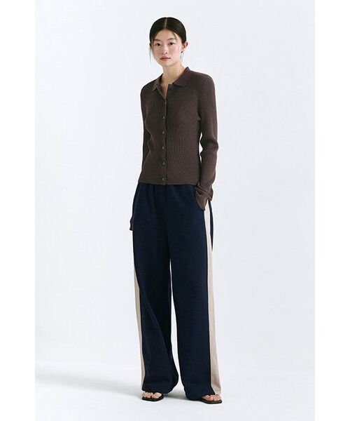 MUSINSA STANDARD WOMAN（ムシンサスタンダードウーマン）の「ウィメンズリブスリムカラーガーディガン[ブラウン]（カーディガン/ボレロ・レディース・その他・SMALL/MEDIUM/LARGE/X-SMALL）」の9枚目の写真