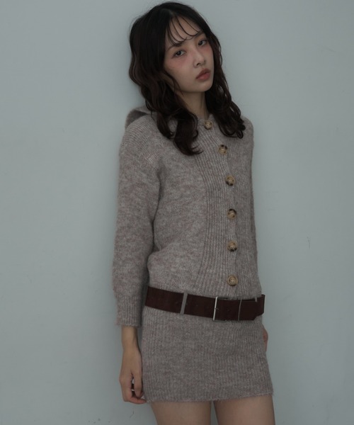 Nadana(ナダナ)の「ルーズベルトニットミニワンピース(ワンピース・レディース・グレー/ベージュ・FREE)」の2枚目の写真