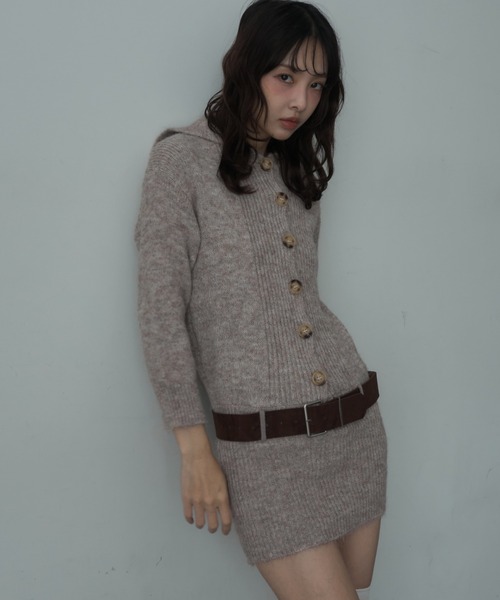 Nadana(ナダナ)の「ルーズベルトニットミニワンピース(ワンピース・レディース・グレー/ベージュ・FREE)」の3枚目の写真