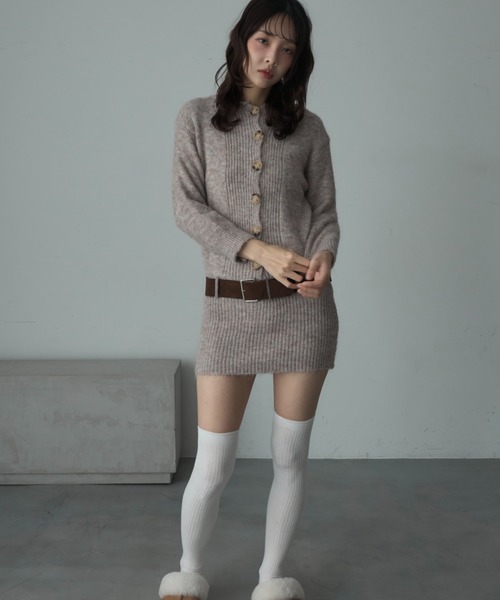 Nadana(ナダナ)の「ルーズベルトニットミニワンピース(ワンピース・レディース・グレー/ベージュ・FREE)」の11枚目の写真