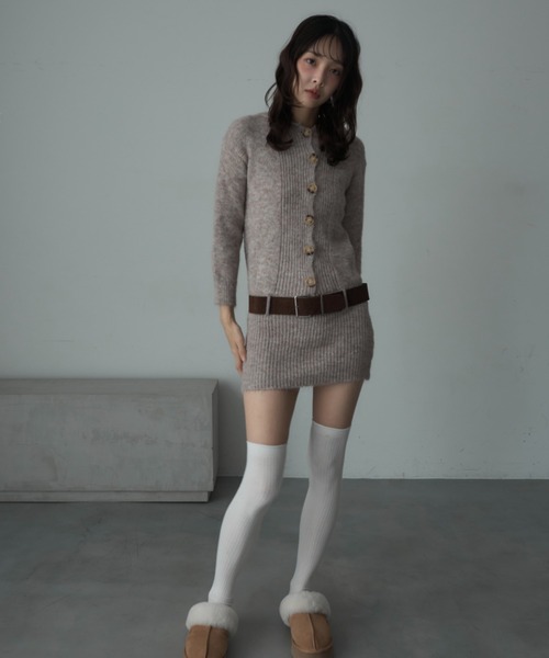 Nadana(ナダナ)の「ルーズベルトニットミニワンピース(ワンピース・レディース・グレー/ベージュ・FREE)」の12枚目の写真