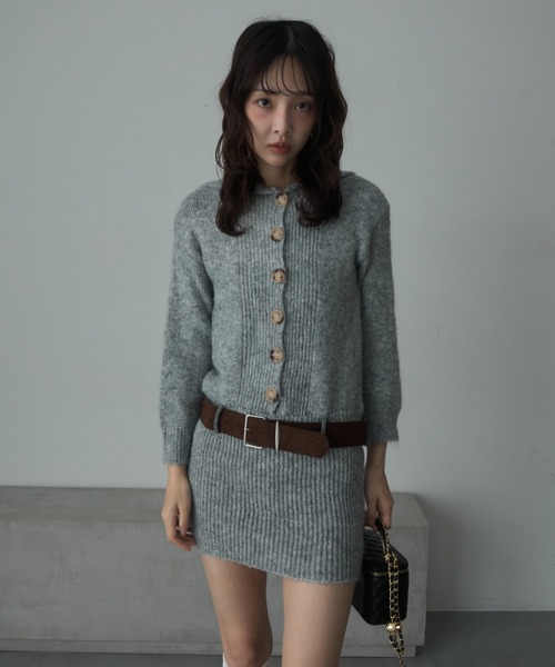Nadana(ナダナ)の「ルーズベルトニットミニワンピース(ワンピース・レディース・グレー/ベージュ・FREE)」の20枚目の写真