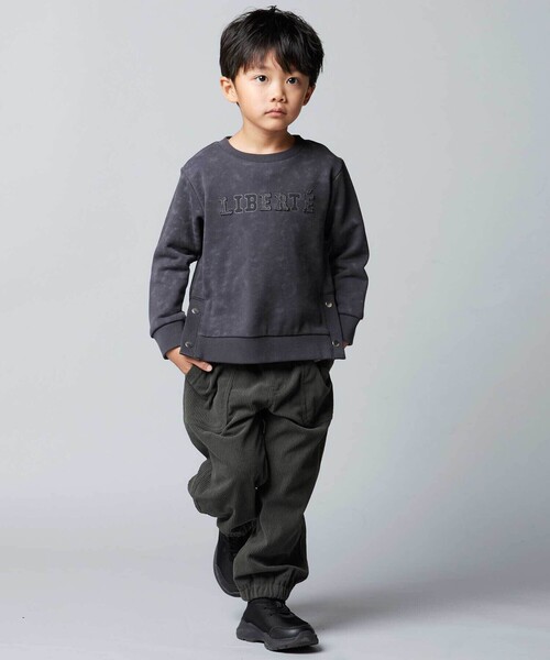 BeBe（ベベ）の「ニットコールルーズジョガーパンツ（その他パンツ・キッズ・ベージュ/グリーン・140cm/120cm/150cm/130cm）」の4枚目の写真