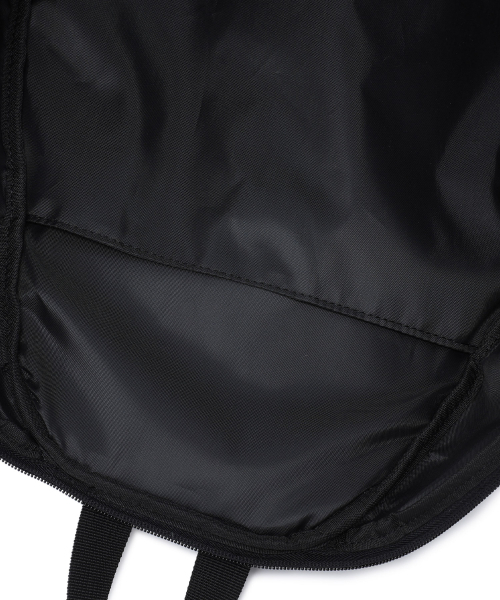NICE GHOST CLUB(ナイスゴーストクラブ)の「NGC SPORTY SLING BAG_BLACK(NG2EFUAB43A)(メッセンジャーバッグ・レディース・ブラック・F)」の12枚目の写真