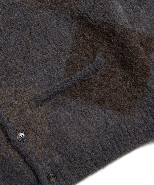 WILD BRICKS（ワイルドブリックス）の「W22 ARGYLE CARDIGAN (grey)（カーディガン/ボレロ・メンズ・その他・MEDIUM/LARGE）」の3枚目の写真