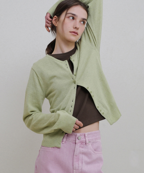 ANDNEEDS(アンドニーズ)の「Mari round cardigan (lime)(カーディガン/ボレロ・レディース・その他・FREE)」の2枚目の写真