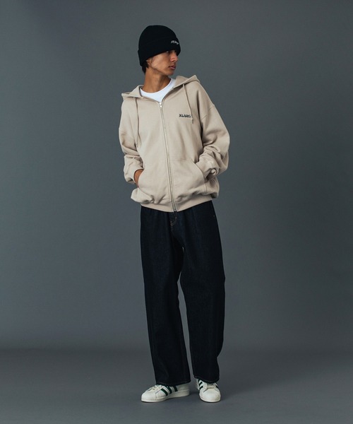 XLARGE(エクストララージ)の「OG BOX ZIP UP HOODED SWEATSHIRT(パーカー・メンズ・ベージュ/ブラック/オリーブ/アッシュ・S/M/L/XL)」の16枚目の写真