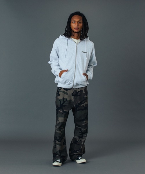 XLARGE(エクストララージ)の「OG BOX ZIP UP HOODED SWEATSHIRT(パーカー・メンズ・ベージュ/ブラック/オリーブ/アッシュ・S/M/L/XL)」の10枚目の写真