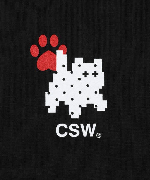 CATSAVETHEWORLD（キャットセーブザワールド）の「キリフットスタンプ スウェット（スウェット・レディース・ブラック・FREE）」の2枚目の写真