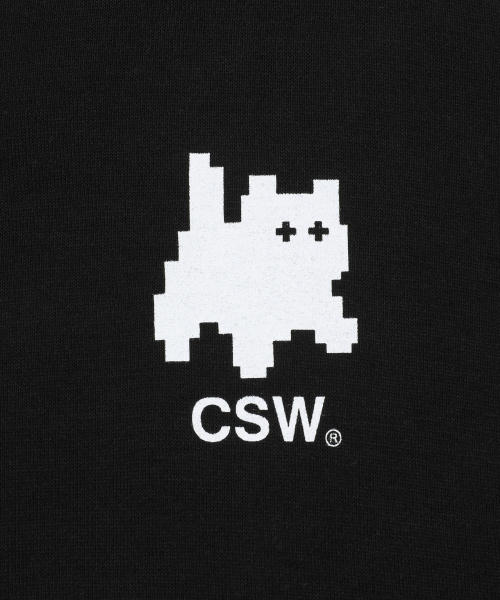 CATSAVETHEWORLD（キャットセーブザワールド）の「キリフットスタンプ スウェット（スウェット・レディース・ブラック・FREE）」の3枚目の写真