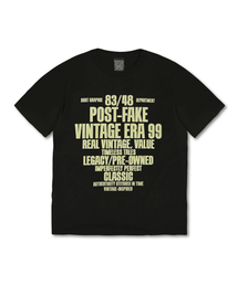 DURT（ ）の「TIMELESS TALES HALF SLEEVE TEE (BLACK)（Tシャツ/カットソー）」
