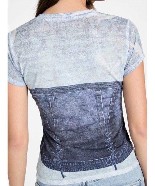 Guess（ゲス）の「Short Sleeves Denim Bustier R5 Sub Tee グラフィックTシャツ（Tシャツ/カットソー・レディース・ブルー系その他・SMALL/MEDIUM/X-SMALL）」の6枚目の写真