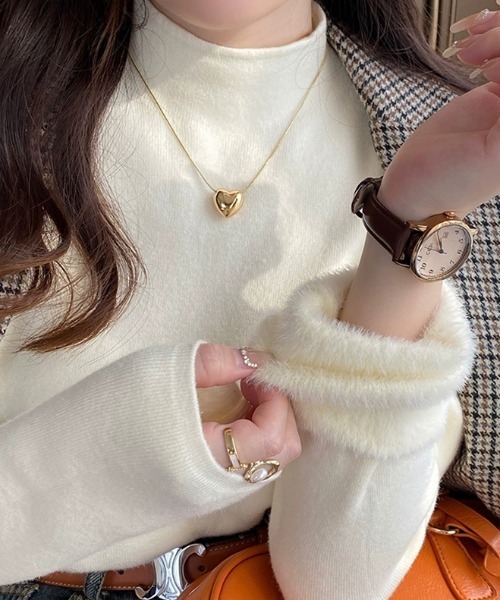 COCOMOMO（ココモモ）の「ふんわりあたたかく包まれる 裏起毛ハイネックニット ハイネック 裏起毛 ニット シンプルニット 長袖 レイヤードトップス 冬服（ニット/セーター・レディース・ブラック/ライトグレー/アイボリー・FREE）」の6枚目の写真