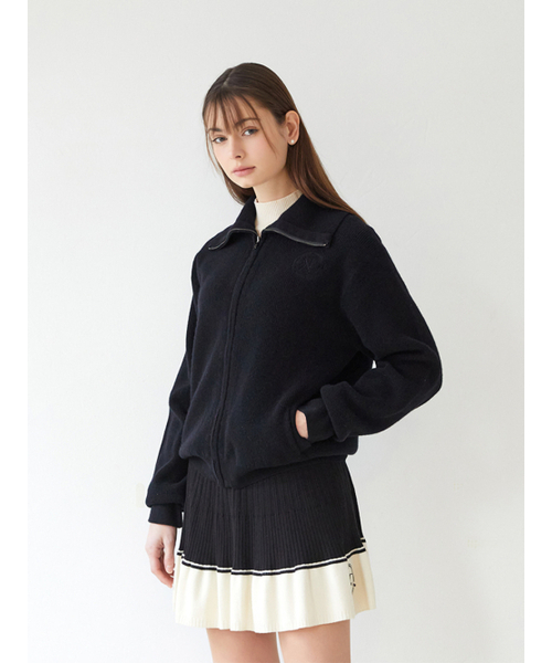 NITINA(ニティナ)の「ソフトウールジップアップカーディガンBK(ニット/セーター・レディース・ブラック・SMALL/MEDIUM)」の2枚目の写真