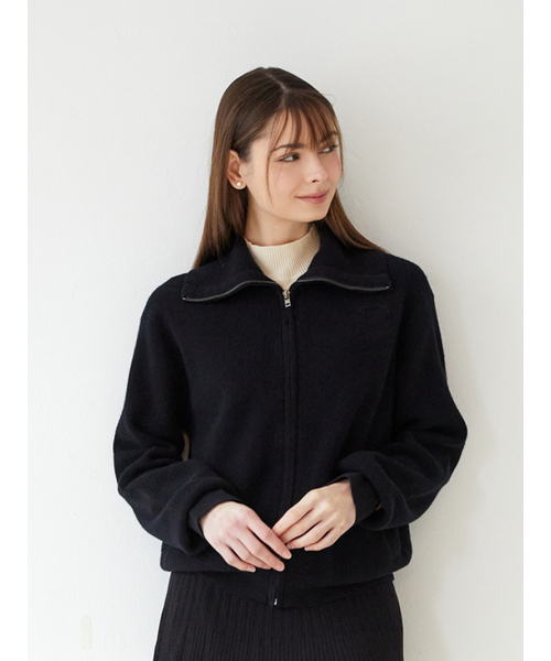 NITINA(ニティナ)の「ソフトウールジップアップカーディガンBK(ニット/セーター・レディース・ブラック・SMALL/MEDIUM)」の3枚目の写真