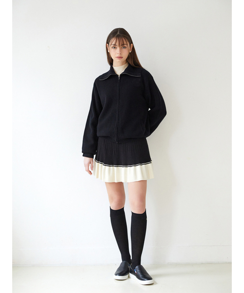 NITINA(ニティナ)の「ソフトウールジップアップカーディガンBK(ニット/セーター・レディース・ブラック・SMALL/MEDIUM)」の6枚目の写真