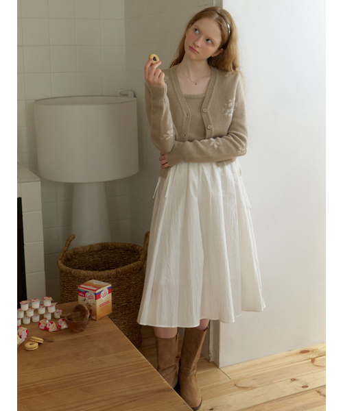 RE_L(リエル)の「Mae flower cardigan (beige)(カーディガン/ボレロ・レディース・その他・FREE)」の4枚目の写真