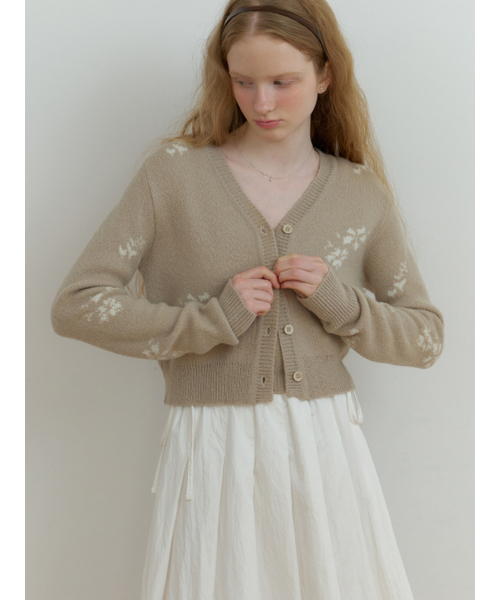 RE_L(リエル)の「Mae flower cardigan (beige)(カーディガン/ボレロ・レディース・その他・FREE)」の2枚目の写真