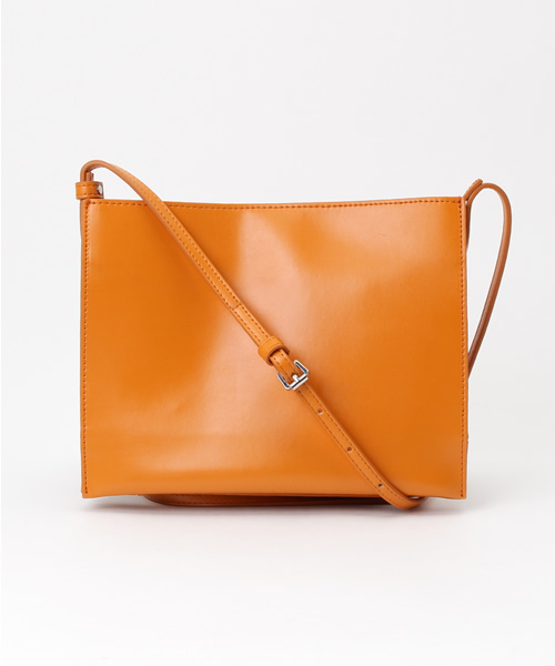 YAHKI(ヤーキ)の「UR YAHKI YH-26(ショルダーバッグ・レディース・ブラック/ライトピンク/キャメル/ネイビー/カーキ/ホワイト/ベージュ/ライトブルー・FREE)」の7枚目の写真