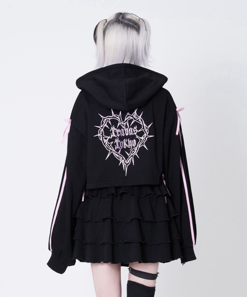 TRAVAS TOKYO(トラバス トウキョウ)の「『TRAVAS TOKYO/トラバス トーキョー』クロップドフーディーセットアップ(セットアップ・レディース・ブラック×ホワイト/ブラック×ピンク・FREE)」の20枚目の写真