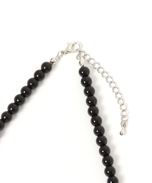 PAGEBOY(ページボーイ)の「フラワービーズネックレス(ネックレス・レディース・オフホワイト/ブラック・FREE)」の6枚目の写真