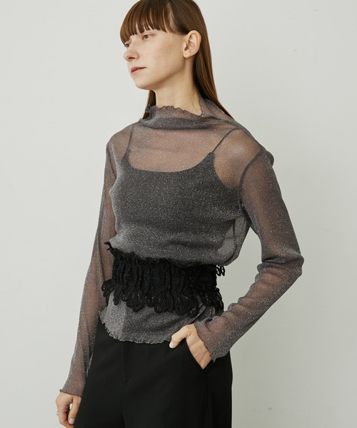 Maison Margiela ブラック エルボーパッチ付ラメシアーカットソー Margiela Maison エルボーパッチ付ラメシアーカットソー　ブラック トップス
