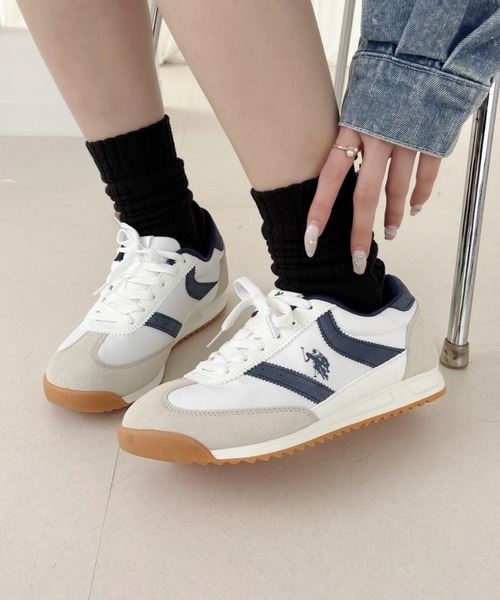 U.S. POLO ASSN.(ユーエスポロアッスン)の「【U.S. POLO ASSN.】クラシック ローカット 配色 レトロ風 スニーカー(スニーカー・レディース・ブラック×ホワイト/ホワイト×ネイビー/ホワイト×ブルー/グリーン系その他・22.5/23/23.5/24/24.5)」の3枚目の写真