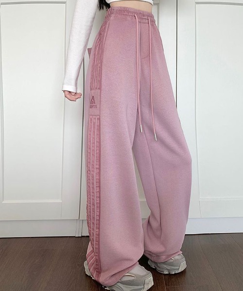 SallyLunn(サリーラン)の「サイドラインスウェットパンツ(スウェットパンツ・レディース・ピンク/グレー・MEDIUM/LARGE)」の4枚目の写真