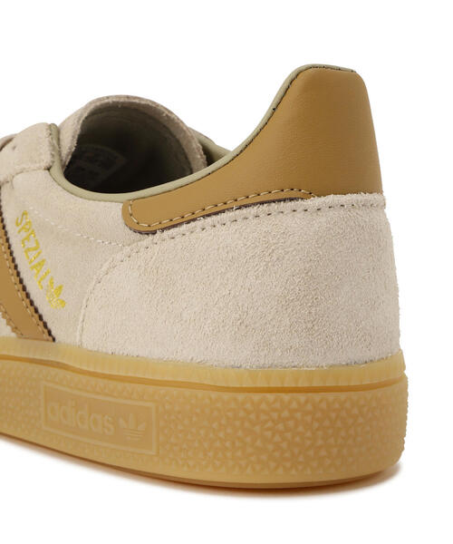 FREE'S MART（フリーズマート）の「〈ａｄｉｄａｓ〉ＨＡＮＤＢＡＬＬ　ＳＰＥＺＩＡＬ（スニーカー・レディース・ブラック/ベージュ・23.0cm/24.0cm）」の7枚目の写真