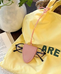Revo.（レボ）の「【8色展開】カラフル 合皮レザー マグネット サングラス メガネホルダー ロング チャーム ネックレス（チャーム）」
