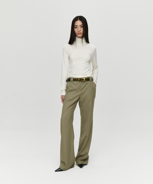 HEUTE（ホイテ）の「WOOL LINE TURTLENECK (IVORY)（Tシャツ/カットソー・レディース・アイボリー・FREE）」の2枚目の写真