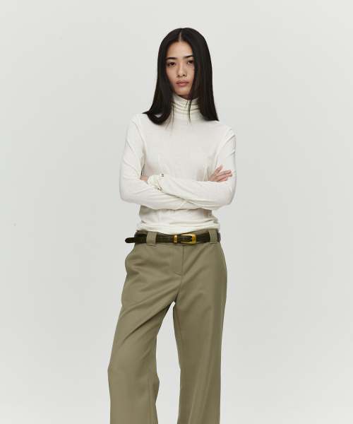 HEUTE（ホイテ）の「WOOL LINE TURTLENECK (IVORY)（Tシャツ/カットソー・レディース・アイボリー・FREE）」の4枚目の写真
