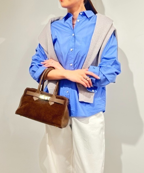 human woman(ヒューマンウーマン)の「◆【定番/ウォッシャブル】ベーシックシャツ(シャツ/ブラウス・レディース・ブルー・MEDIUM)」の2枚目の写真