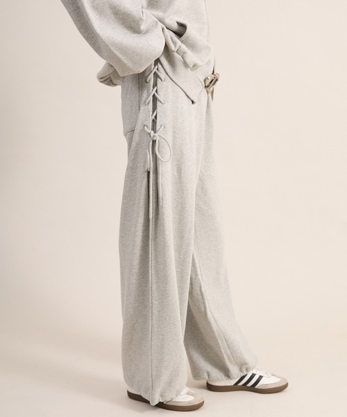 apres jour mignon（アプレジュールミニョン）の「サイドレースアップスウェットパンツ（その他パンツ・レディース・ネイビー/杢グレー/ブラック・LARGE/SMALL/MEDIUM）」の21枚目の写真