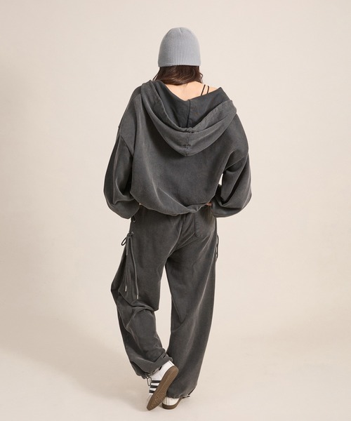 apres jour mignon（アプレジュールミニョン）の「サイドレースアップスウェットパンツ（その他パンツ・レディース・ネイビー/杢グレー/ブラック・LARGE/SMALL/MEDIUM）」の16枚目の写真