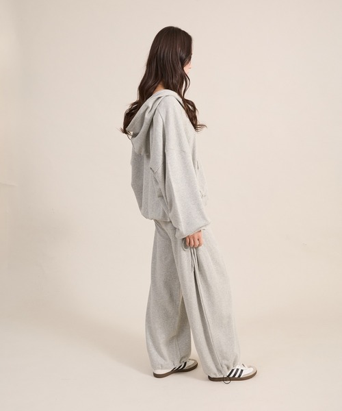 apres jour mignon（アプレジュールミニョン）の「【セットアップ着用可能】サイドレースアップスウェットパンツ（スウェットパンツ・レディース・ブラック/杢グレー/ネイビー・MEDIUM/LARGE/SMALL）」の8枚目の写真