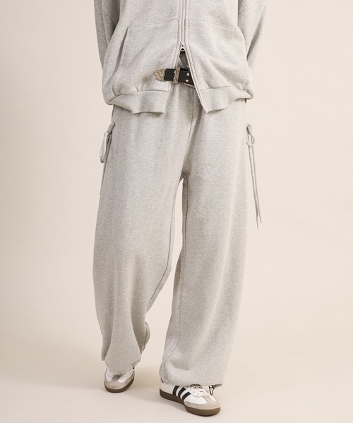 apres jour mignon（アプレジュールミニョン）の「【セットアップ着用可能】サイドレースアップスウェットパンツ（スウェットパンツ・レディース・ブラック/杢グレー/ネイビー・MEDIUM/LARGE/SMALL）」の4枚目の写真