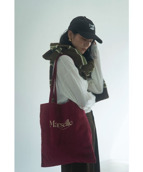 marjour（マージュール）の「VELOUR LOGO TOTE BAG（トートバッグ・レディース・ブラウン/ボルドー・FREE）」の6枚目の写真