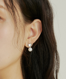 ADAUL（アダウル）の「Full heart pearl earring - silver（ピアス（両耳用））」