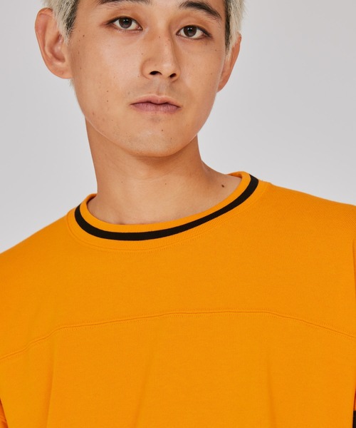 Champion（チャンピオン）の「【Champion/チャンピオン】メンズ アクションスタイル フットボールTシャツ（Tシャツ/カットソー・メンズ・オレンジ系その他2/ホワイト/グレー/ブラック・MEDIUM/X-LARGE/LARGE）」の21枚目の写真