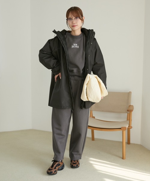 NEW BALANCE(ニューバランス)の「【New Balance for emmi】Track side フリースクルー(スウェット・レディース・チャコールグレー・S/M)」の13枚目の写真