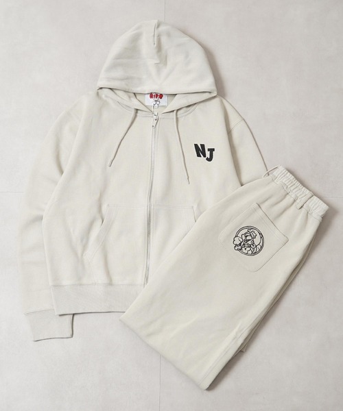1111clothing(ワンフォークロージング)の「NEW JACK 刺繍 バレルスウェットパンツ / NEW JACK Embroidered Barrel Sweatpants(スウェットパンツ・メンズ・ブラック/グレイッシュベージュ・M/L)」の9枚目の写真
