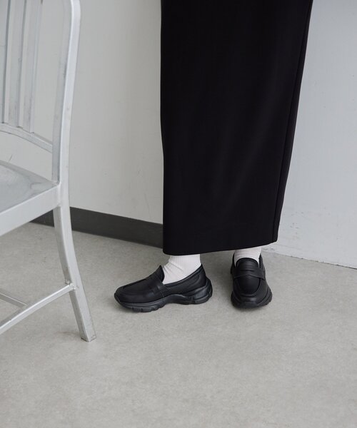 ear PAPILLONNER(イアパピヨネ)の「ボリュームローファー【SUM1 STYLE】(ローファー・レディース・ブラック/ホワイト・MEDIUM/LARGE/SMALL)」の7枚目の写真