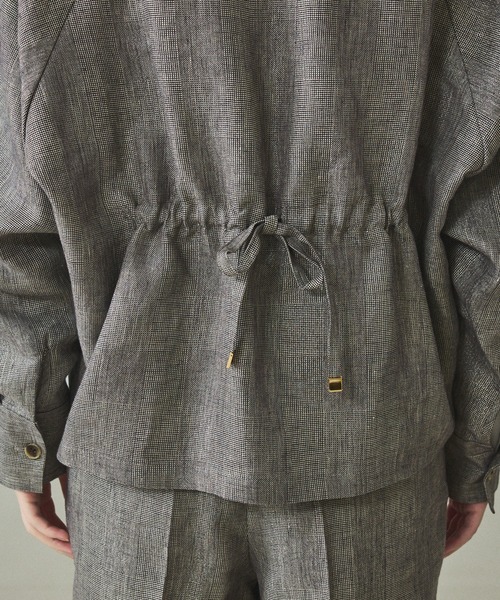 qualite（カリテ）の「ラメリネンフォルムブルゾン/春服/夏服/オフィスカジュアル/セットアップ対応/リネン（ブルゾン・レディース・グレイッシュベージュ・フリー）」の10枚目の写真