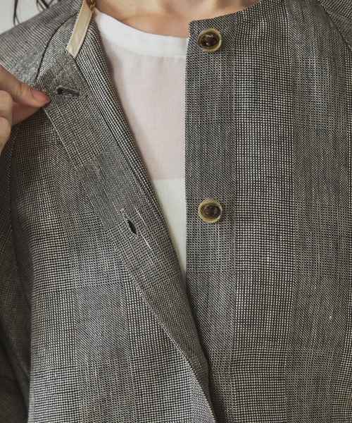 qualite（カリテ）の「ラメリネンフォルムブルゾン/春服/夏服/オフィスカジュアル/セットアップ対応/リネン（ブルゾン・レディース・グレイッシュベージュ・フリー）」の15枚目の写真