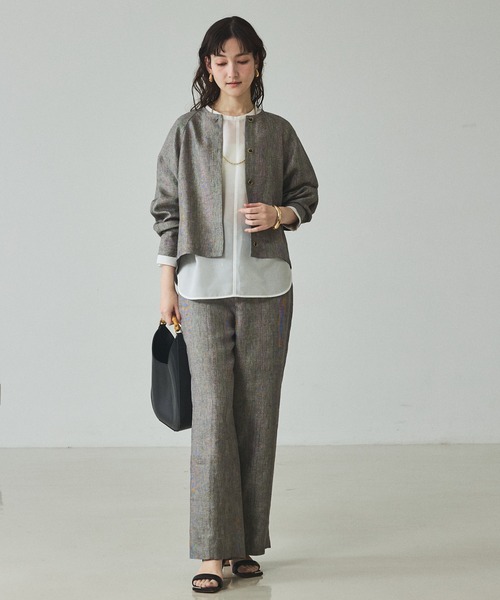 qualite（カリテ）の「ラメリネンフォルムブルゾン/春服/夏服/オフィスカジュアル/セットアップ対応/リネン（ブルゾン・レディース・グレイッシュベージュ・フリー）」の3枚目の写真